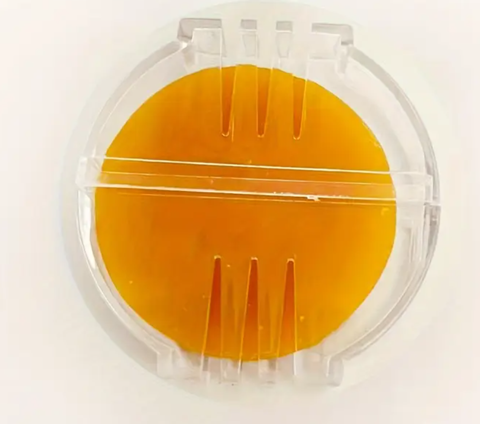 Cera de abeja para encuadernacion